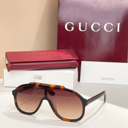 Gucci fashion sunglasses - Image 5