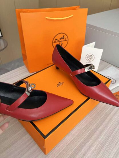 Hermès red holiday must-have comfortable loafers - Image 5