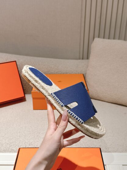 Hermès latest spring and summer dark blue refreshing and comfortable straw slippers - Image 5