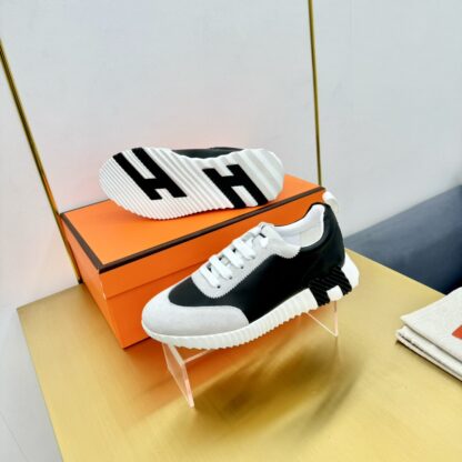 Hermes Spring and Summer Couples British Grey and Black Color Matching Sports Casual Shoes - Image 5