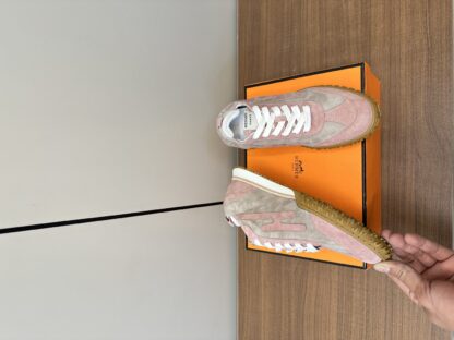 Hermès apricot pink goatskin casual sneakers - Image 5