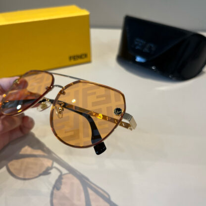 FENDI fashion trend sunglasses - Image 6