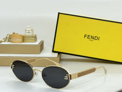 FENDI fashion trend sunglasses - Image 6