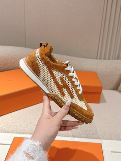 Hermès Beige Goatskin Casual Sneakers - Image 5