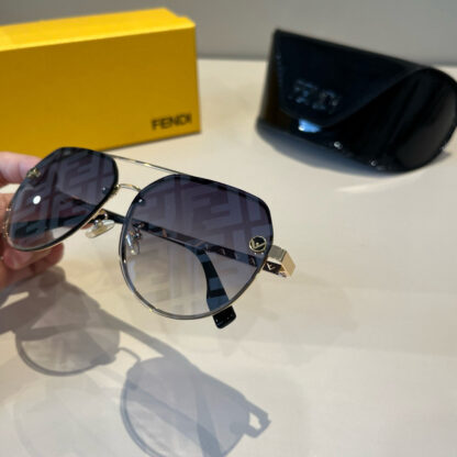 FENDI fashion trend sunglasses - Image 6