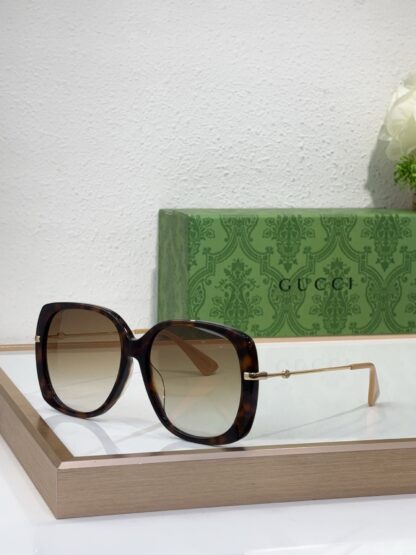 Gucci fashion sunglasses - Image 5