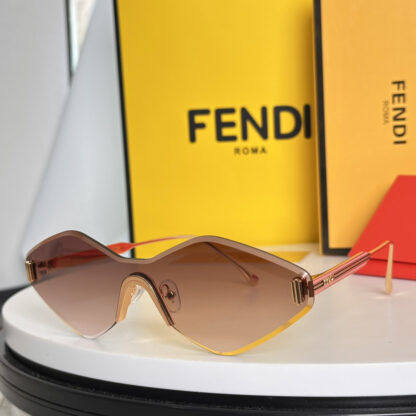 FENDI fashion trend sunglasses - Image 6