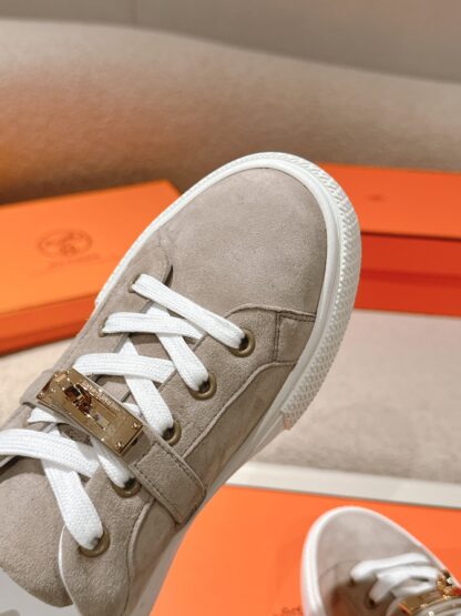Hermes couple's gray and white Kelly shoe buckle classic flat casual shoes - Image 6