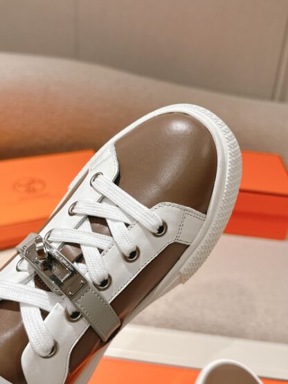 Hermes couple white brown kelly shoe buckle classic flat casual shoes - Image 6