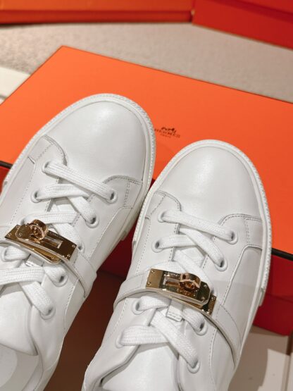 Hermès couple's white gold Kelly buckle classic flat casual shoes - Image 6
