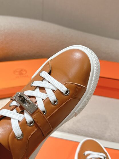 Hermes couple brown kelly shoe buckle classic flat casual shoes - Image 6