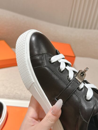 Hermes couple black and white silver kelly shoe buckle classic flat casual shoes - Image 6