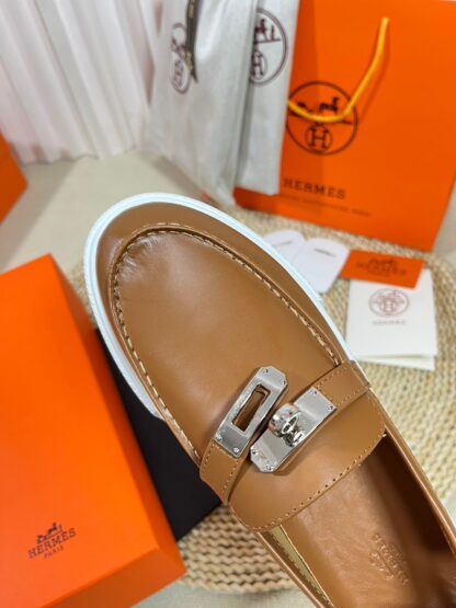 Hermes kelly shoe buckle brown stylish and noble casual loafers - Image 6