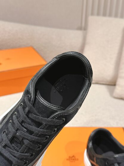 Hermes couple black fashion casual skateboard shoes - Image 6