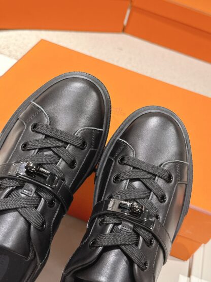 Hermès classic couple black kelly buckle classic versatile casual shoes - Image 6