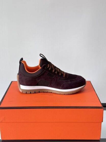 Hermès lightweight and versatile fashion dark red sneakers - Image 6