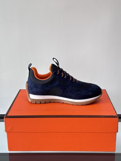 Hermès lightweight and versatile fashionable dark blue sneakers - Image 6