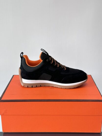 Hermès lightweight and versatile black sneakers - Image 6