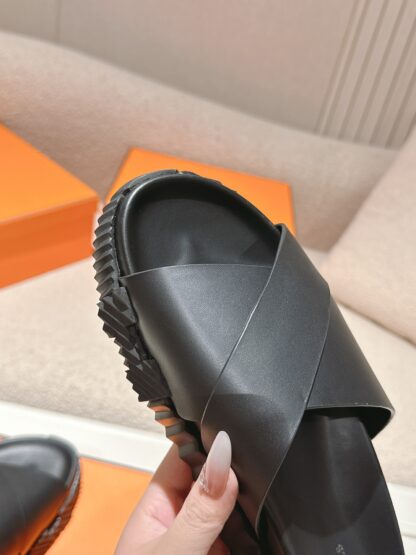 Hermes pure black comfortable casual style cross-slippers - Image 6