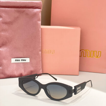 Miu Miu trendy fashion sunglasses - Image 7