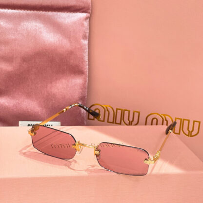 Miu Miu trendy fashion sunglasses - Image 7