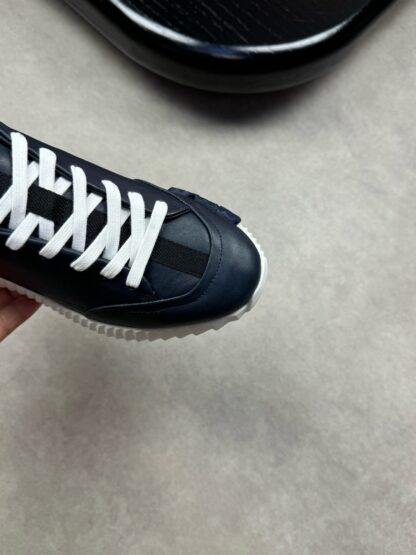 Hermes high-end noble dark blue thick-soled casual shoes - Image 6