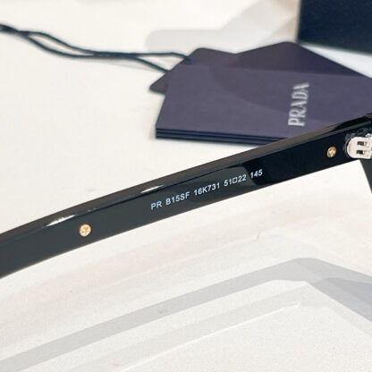 Prada fashion trend sunglasses - Image 6