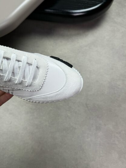 Hermès white embroidered brand temperament thick-soled casual shoes - Image 6