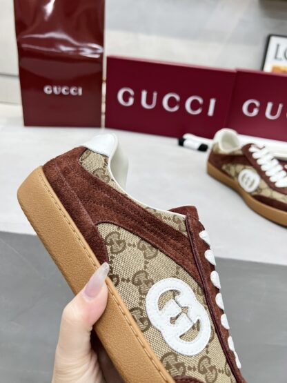 Gucci classic design German training elements catwalk model - Image 7