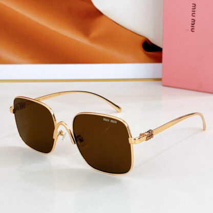 Miu Miu trendy fashion sunglasses - Image 7
