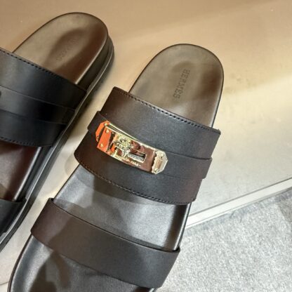 Hermes summer black gold buckle pure handmade high-end sandals - Image 6