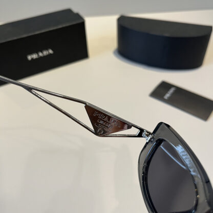 Prada fashion trend sunglasses - Image 7