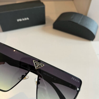 Prada fashion trend sunglasses - Image 6