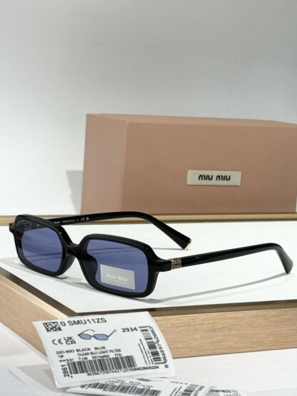Miu Miu trendy fashion sunglasses - Image 7