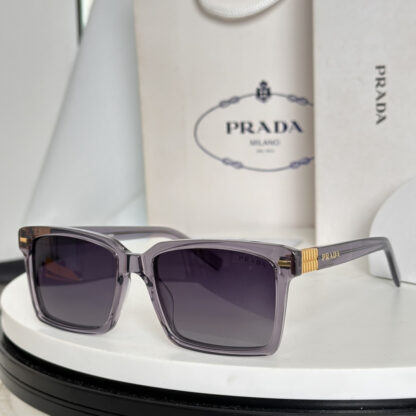 Prada fashion trend sunglasses - Image 6