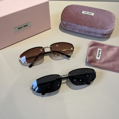 Miu Miu trendy fashion sunglasses - Image 7