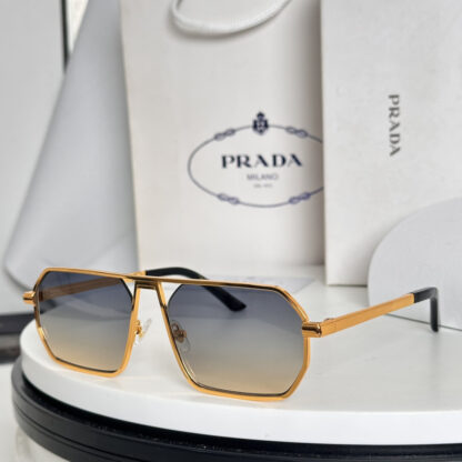 Prada fashion trend sunglasses - Image 6