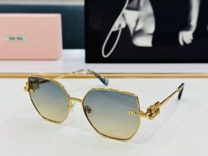 Miu Miu trendy fashion sunglasses - Image 7