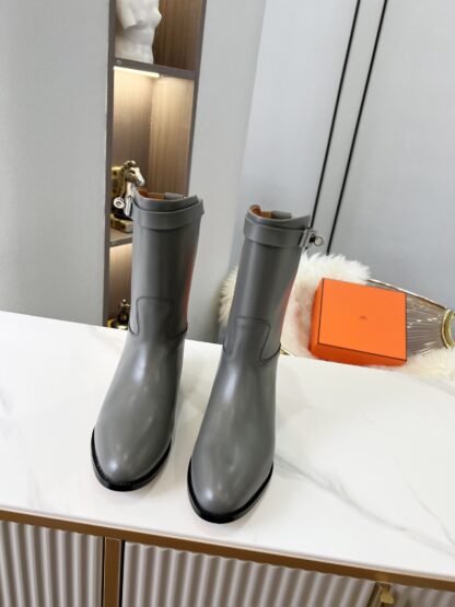 Hermes classic grey kelly buckle fashion ankle boots - Image 6