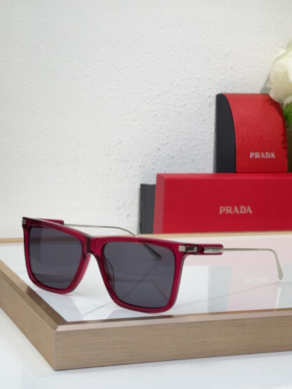 Prada fashion trend sunglasses - Image 6