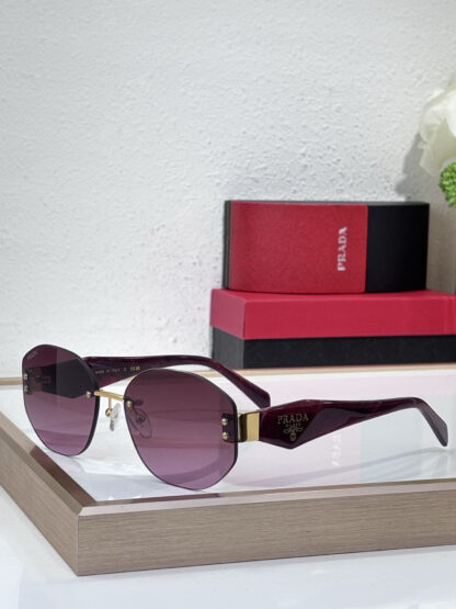 Prada fashion trend sunglasses - Image 6