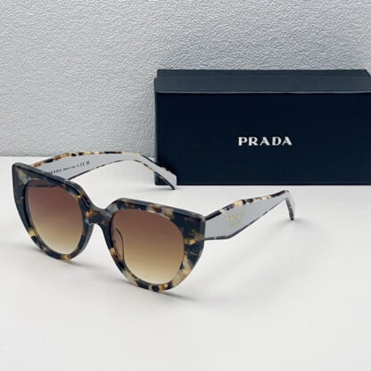 Prada fashion trend sunglasses - Image 6