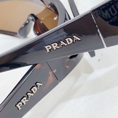 Prada fashion trend sunglasses - Image 6