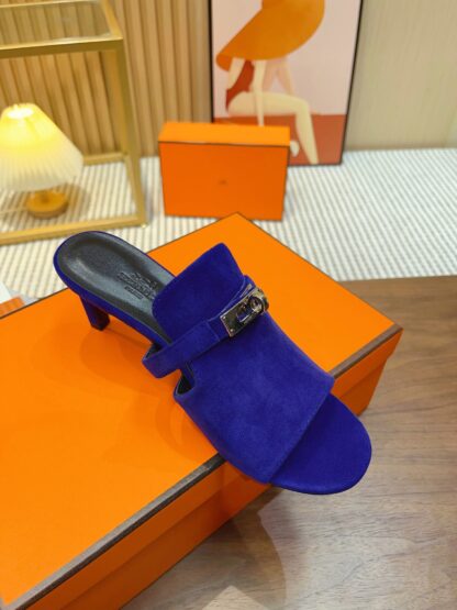 Hermès dark blue handmade stiletto sandals - Image 6