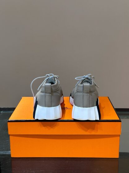 Hermès men's lace-up apricot grey versatile simple casual sneakers - Image 6