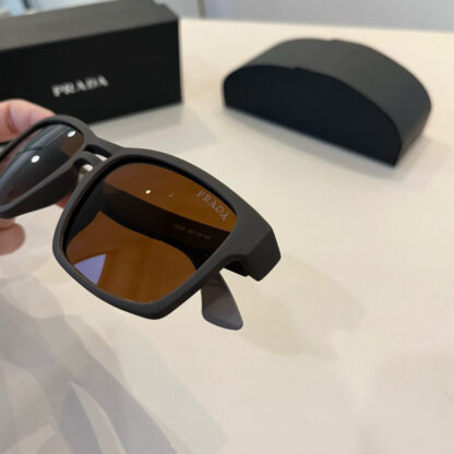 Prada fashion trend sunglasses - Image 6