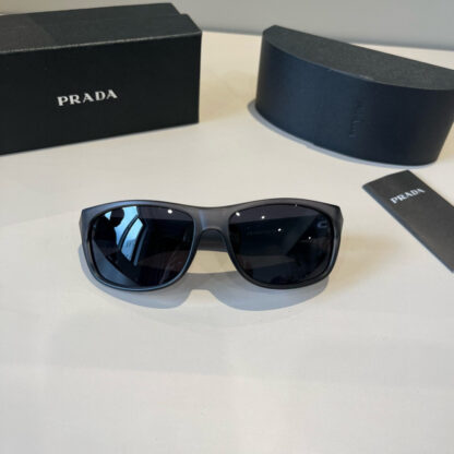 Prada fashion trend sunglasses - Image 6
