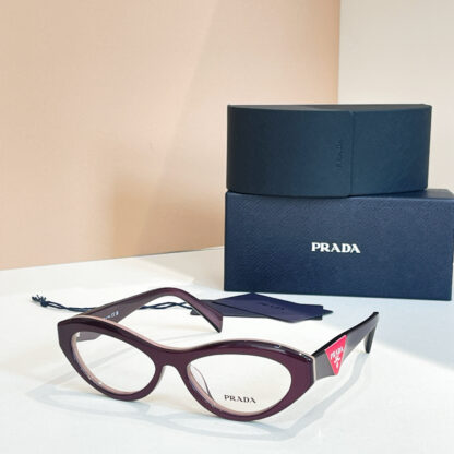 Prada fashion trend sunglasses - Image 6