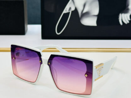Prada fashion trend sunglasses - Image 6