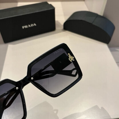 Prada fashion trend sunglasses - Image 6